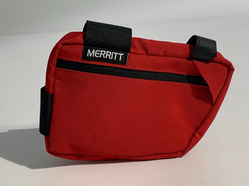 Merritt Corner Pocket Frame Bag - Image 5
