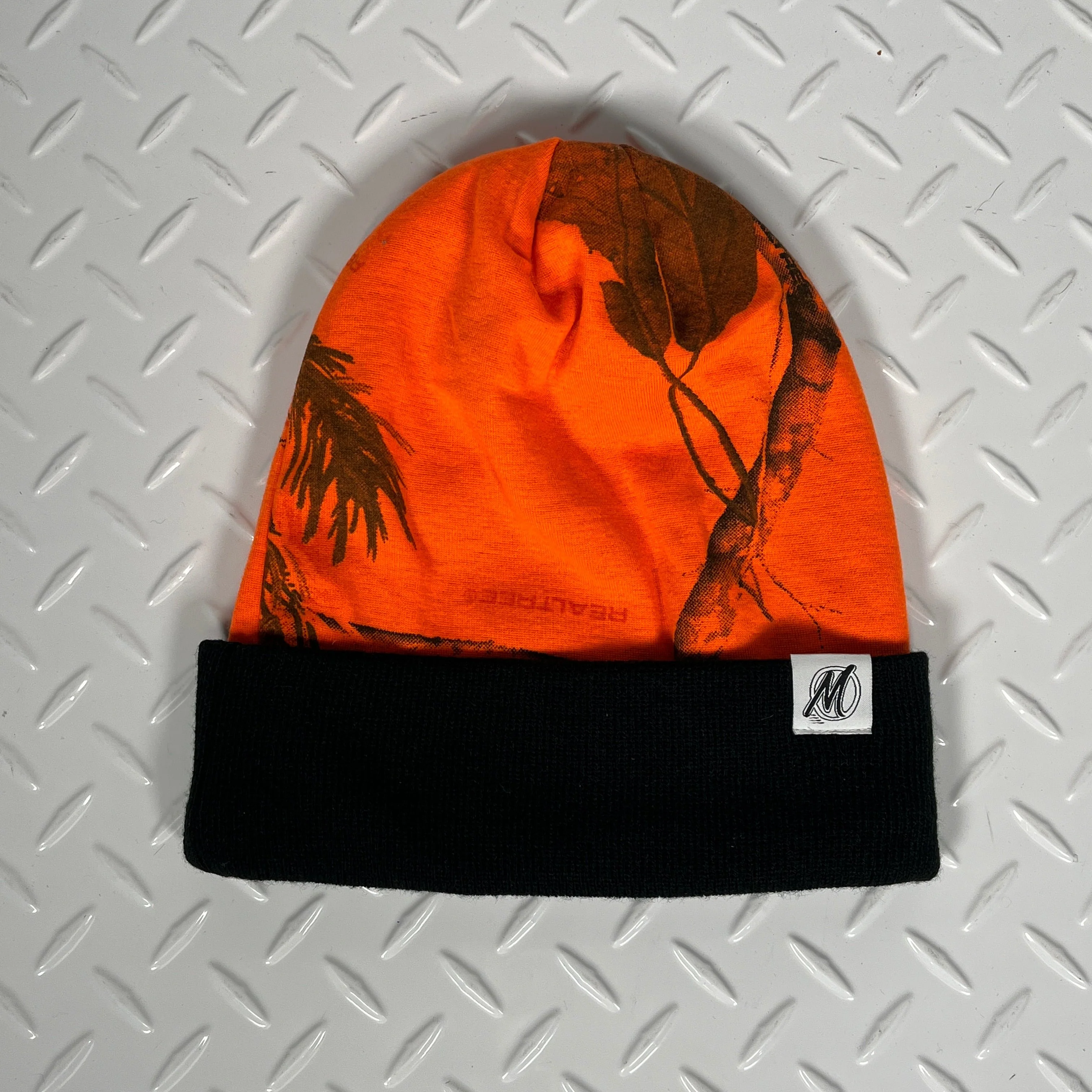 Meseroll Two-Tone M Label Beanie - Image 4